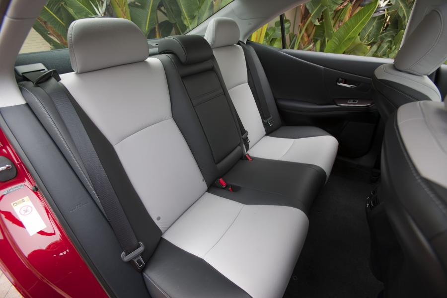  Lexus HS250h 2009 года  (фото 189 из 273)